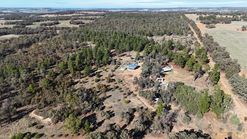 Click to view all images 582 Sheoak Road Hastings WA 6308 - Image 2