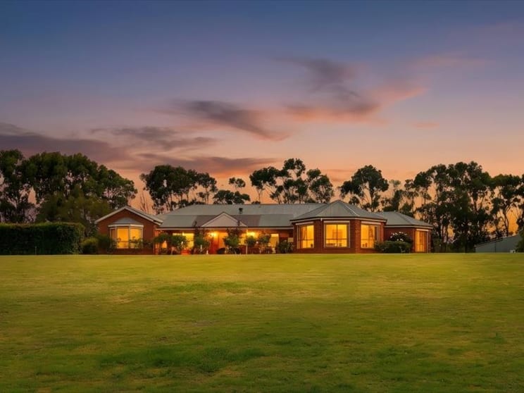 88 Smiths Lane Allansford VIC 3277 - Image 3