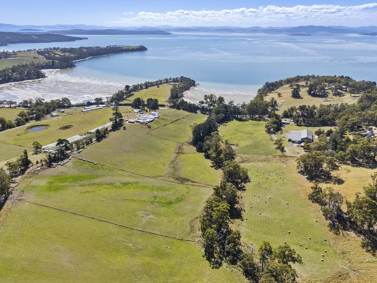 Click to view all images 44 Coppings Road Premaydena TAS 7185 - Image 1