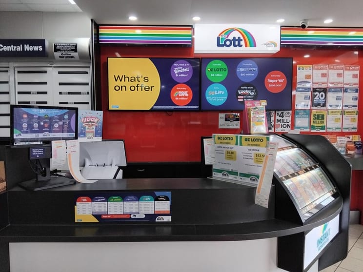 Click to view all images Shop & Retail business for sale in Bundaberg - Image 2