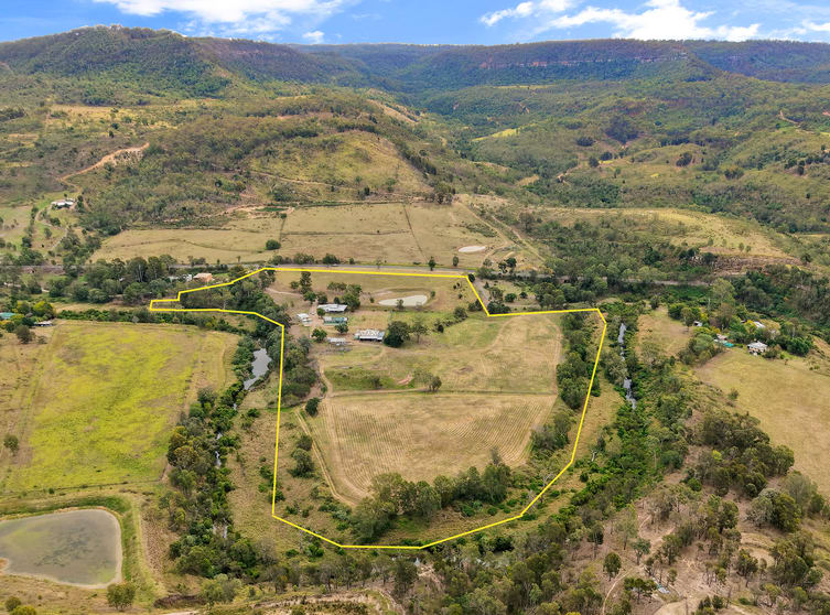 Click to view all images 1873 Gatton Clifton Road Fordsdale QLD 4343 - Image 3