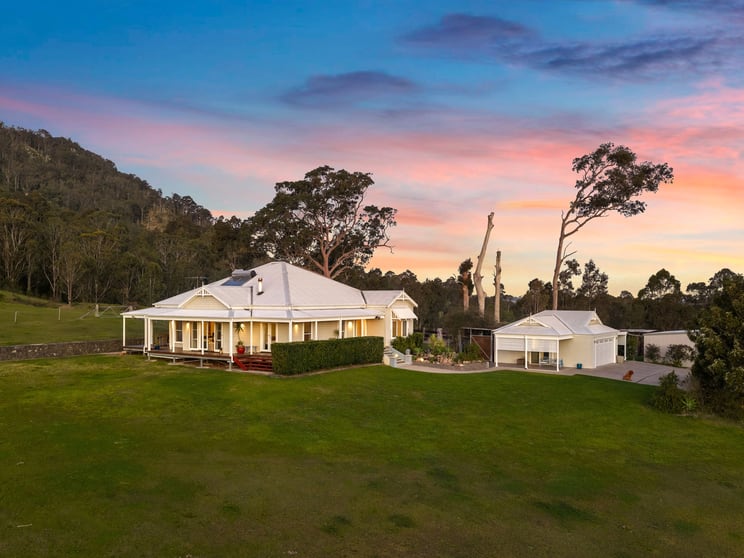 Click to view all images 1542 Maitland Vale Road Lambs Valley NSW 2335 - Image 2