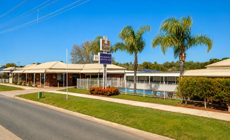 Click to view all images Accommodation & Tourism business for sale in Mildura - Image 3