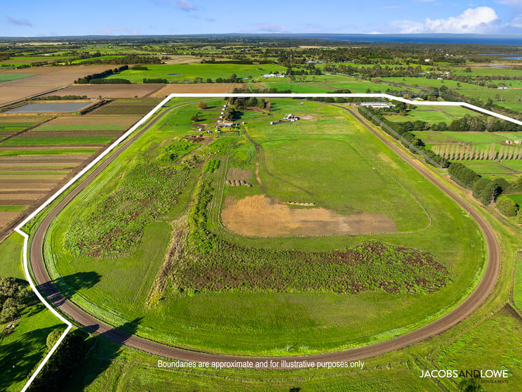 Click to view all images 1245 Baxter-Tooradin Road Devon Meadows VIC 3977 - Image 3
