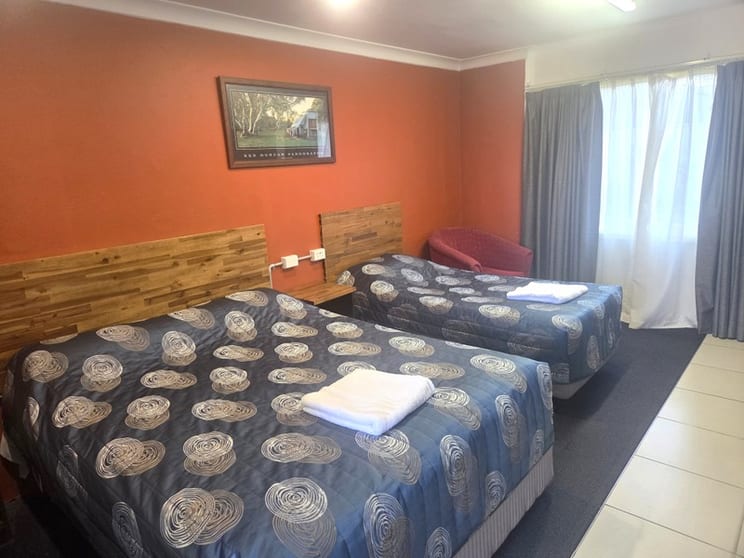 Click to view all images Accommodation & Tourism business for sale in Dubbo - Image 2
