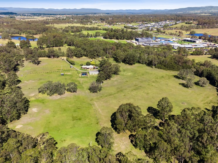 Click to view all images 55 Lomas Lane Nulkaba NSW 2325 - Image 2