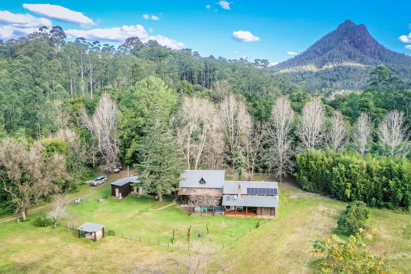 Click to view all images 334 Mount Coxcombe Road Upper Lansdowne NSW 2430 - Image 2