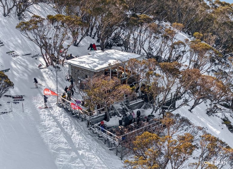 Click to view all images Hoff Hut Hotham Mount Hotham VIC 3741 - Image 3