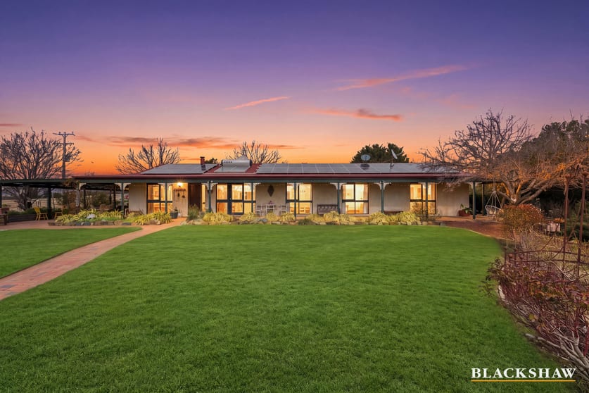 Click to view all images 496 Micalago Road Michelago NSW 2620 - Image 2