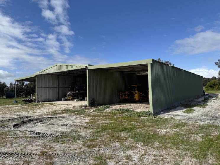 Click to view all images Ludlow WA 6280 - Image 3