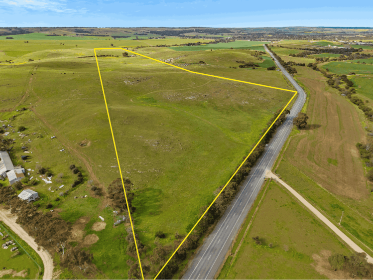 Click to view all images 2211 Old Princes Highway Kanmantoo SA 5252 - Image 1