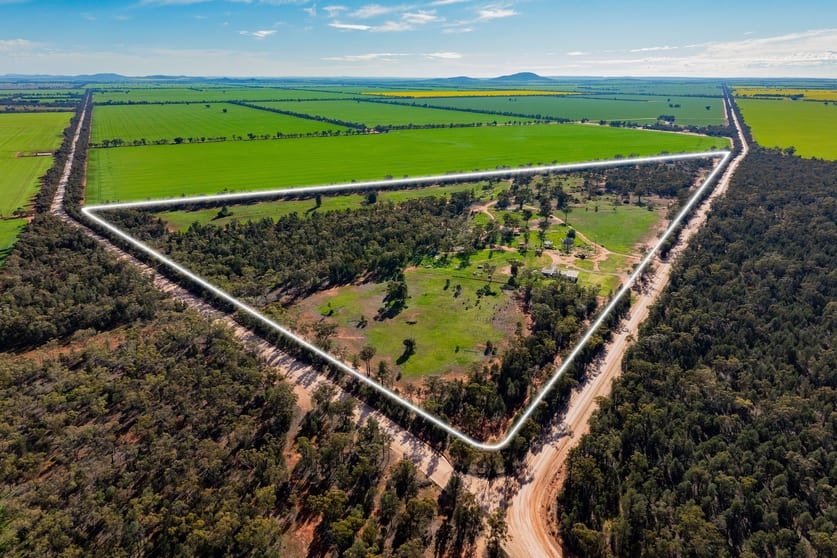 77 Yalgogorin Road Moombooldool NSW 2665 - Image 1