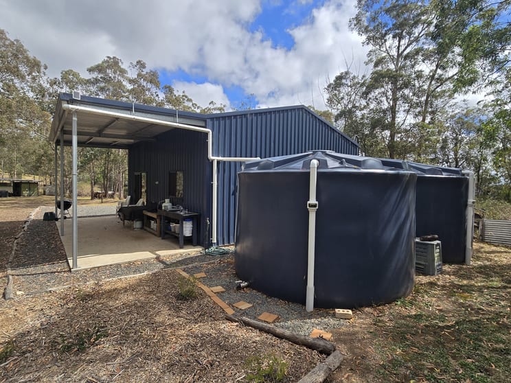 Click to view all images 362 Anduramba Road Crows Nest QLD 4355 - Image 2