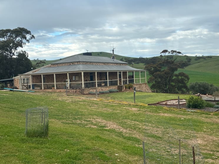 Click to view all images 158 Yakilo Homestead Road Spalding SA 5454 - Image 1