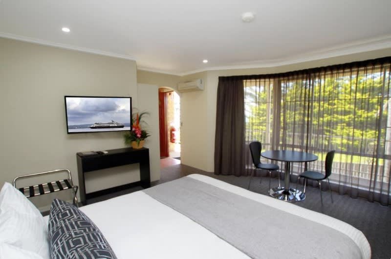 Click to view all images Accommodation & Tourism business for sale in Eden - Image 3
