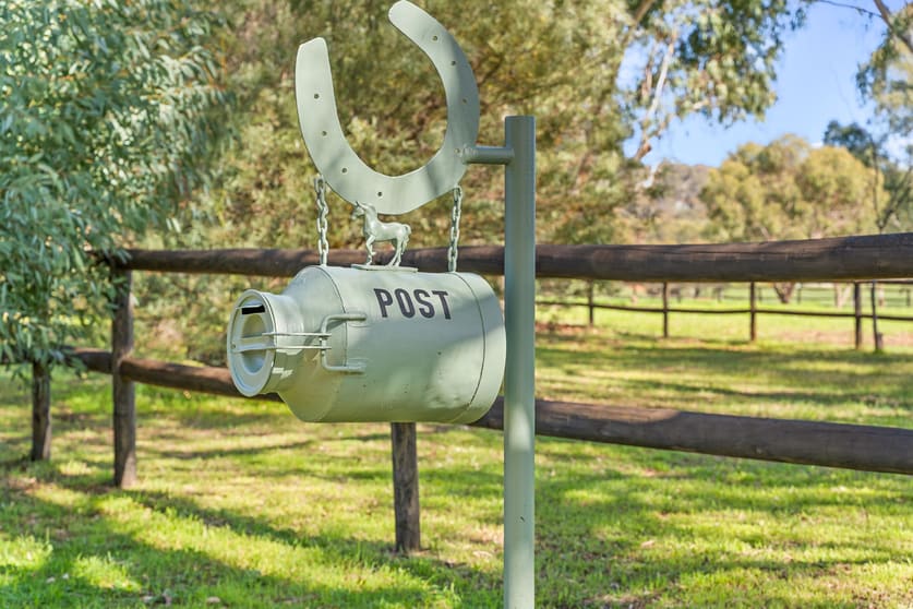 Click to view all images 661 Chittering Valley Road Lower Chittering WA 6084 - Image 2