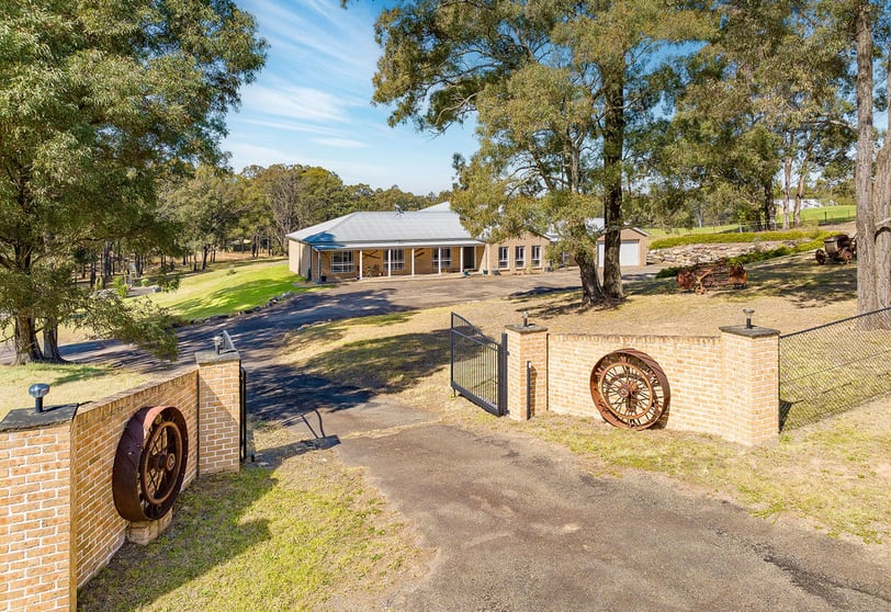 Click to view all images 110 Rapleys Loop Road Werombi NSW 2570 - Image 2
