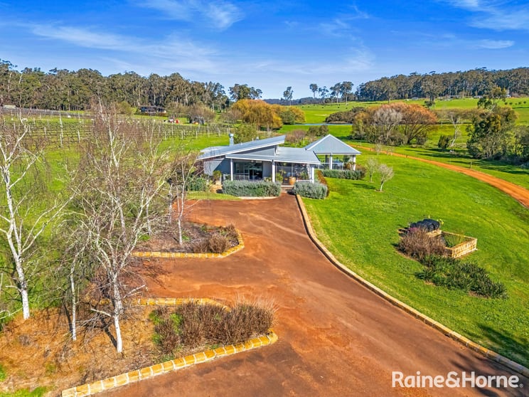 Click to view all images 807 Scotsdale Road Scotsdale WA 6333 - Image 1