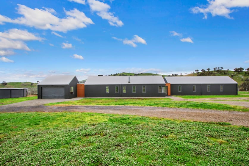Click to view all images 10339 Wee Jasper Road Yass NSW 2582 - Image 2
