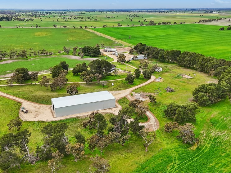 Click to view all images 103 & 314 Filmer Road Tintinara SA 5266 - Image 1