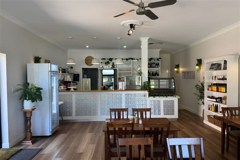 Click to view all images 75 Cumming Avenue Birchip VIC 3483 - Image 3