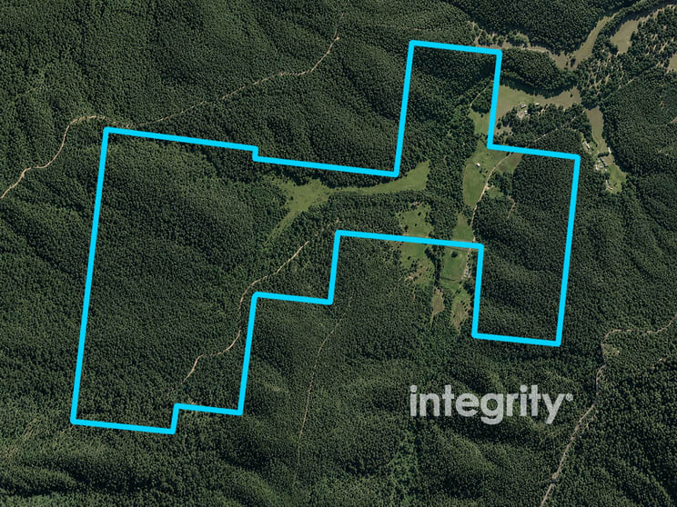 Click to view all images 140 Old Burrier Road Burrier NSW 2540 - Image 2