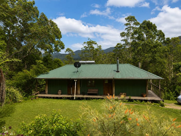 Click to view all images 1967 Kalang Road Kalang NSW 2454 - Image 1
