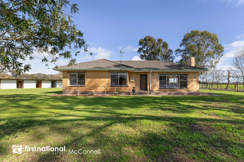 Click to view all images 2065 Curr Road Tongala VIC 3621 - Image 2