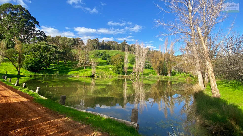 Click to view all images Yarloop WA 6218 - Image 1