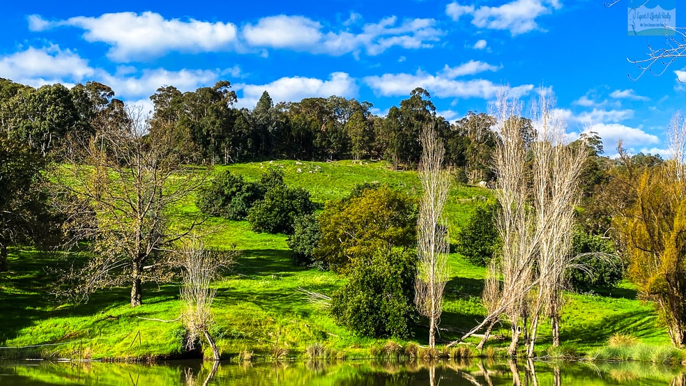 Click to view all images Yarloop WA 6218 - Image 2