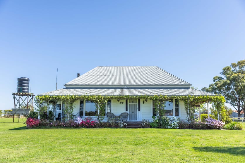 Click to view all images 216 Ellasville Road Nicholson VIC 3882 - Image 2