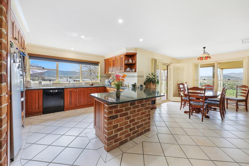 Click to view all images 1519 Upper Moore Creek Road Tamworth NSW 2340 - Image 3