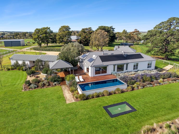 Click to view all images 204 Andersons Road Barrabool VIC 3221 - Image 2
