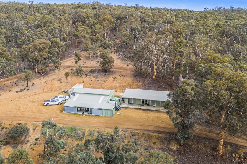 Click to view all images 8772 Albany Highway Crossman WA 6390 - Image 3