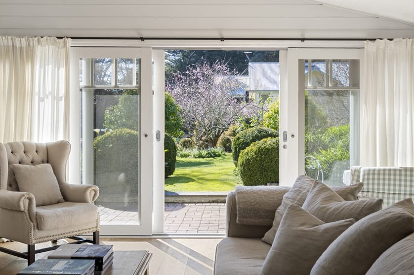 Click to view all images 190 Purves Road Arthurs Seat VIC 3936 - Image 3