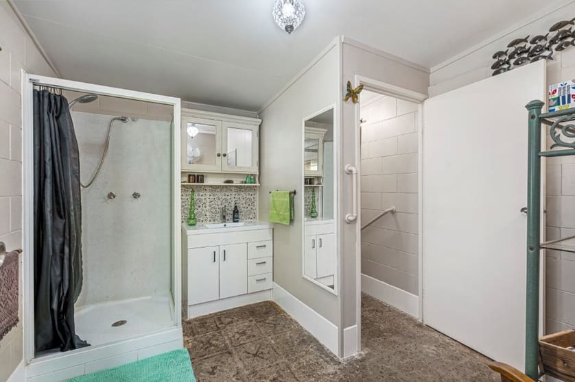 Click to view all images 36763 Gregory Development Road Southern Cross QLD 4820 - Image 3