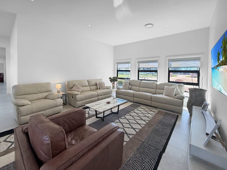 Click to view all images 10 Merungle Hill Road Yanco NSW 2703 - Image 3