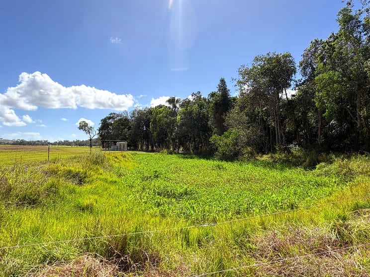 Click to view all images 91710 Bruce Highway Alligator Creek QLD 4740 - Image 2