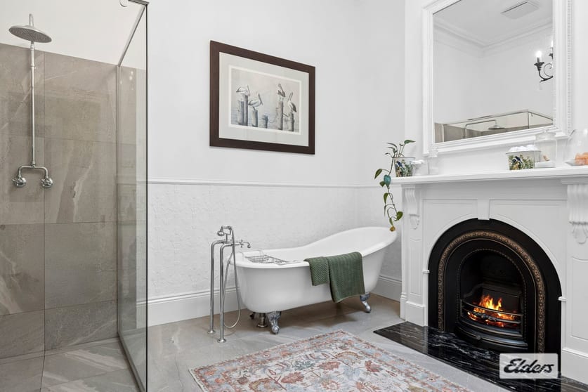 Click to view all images 145 Donovans Road Woodend VIC 3442 - Image 3