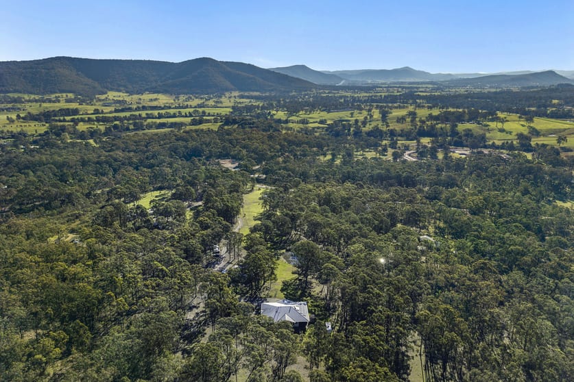 Click to view all images 2 Black Rock Road Martins Creek NSW 2420 - Image 1