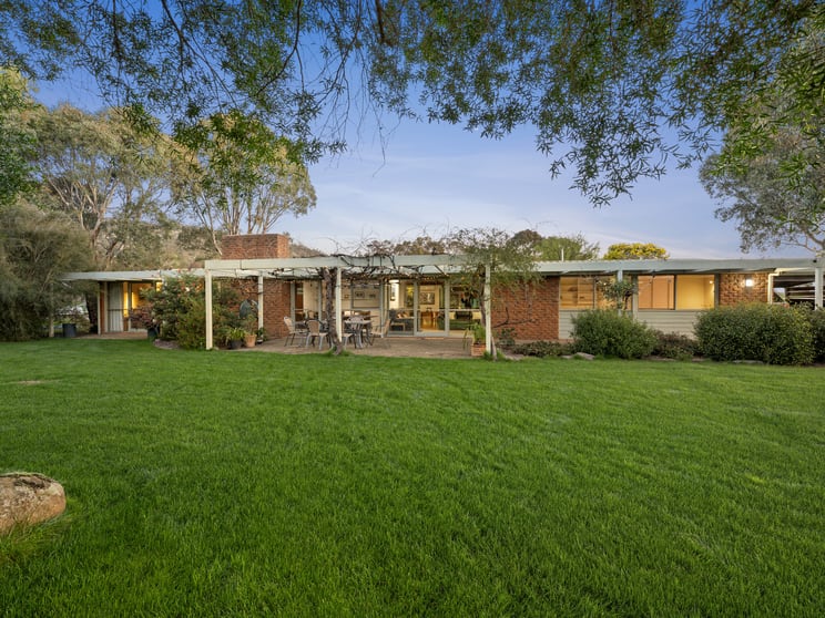 Click to view all images 163 Forlonge Memorial Road Euroa VIC 3666 - Image 2
