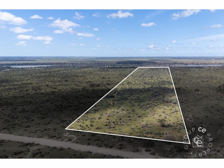 Click to view all images 6709 Murraylands Road Punyelroo SA 5353 - Image 2
