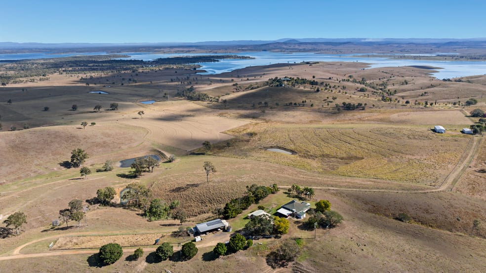 Click to view all images 2059 Wivenhoe Somerset Road Bryden QLD 4312 - Image 3