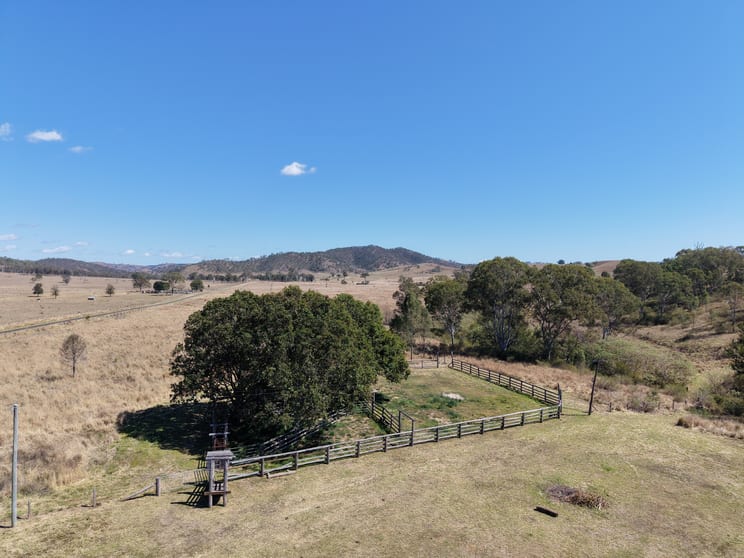 Click to view all images 248 Grieves Road Colinton QLD 4314 - Image 2