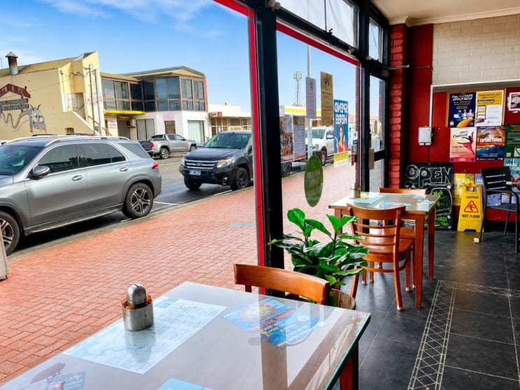 Click to view all images 95 Macquarie Street George Town TAS 7253 - Image 3