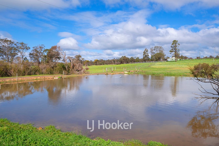 498 Carbunup Road South Treeton WA 6284 - Image 3