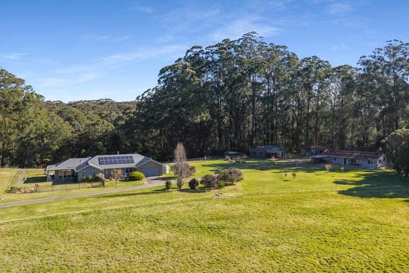 Click to view all images 1396 Nowra Road Fitzroy Falls NSW 2577 - Image 2