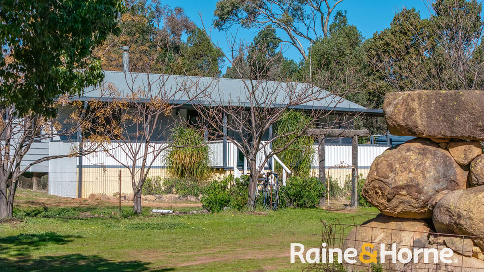 Click to view all images 8105 Newell Highway Dubbo NSW 2830 - Image 2