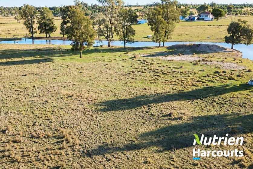 Click to view all images 611 Red Hill Road Chinchilla QLD 4413 - Image 2