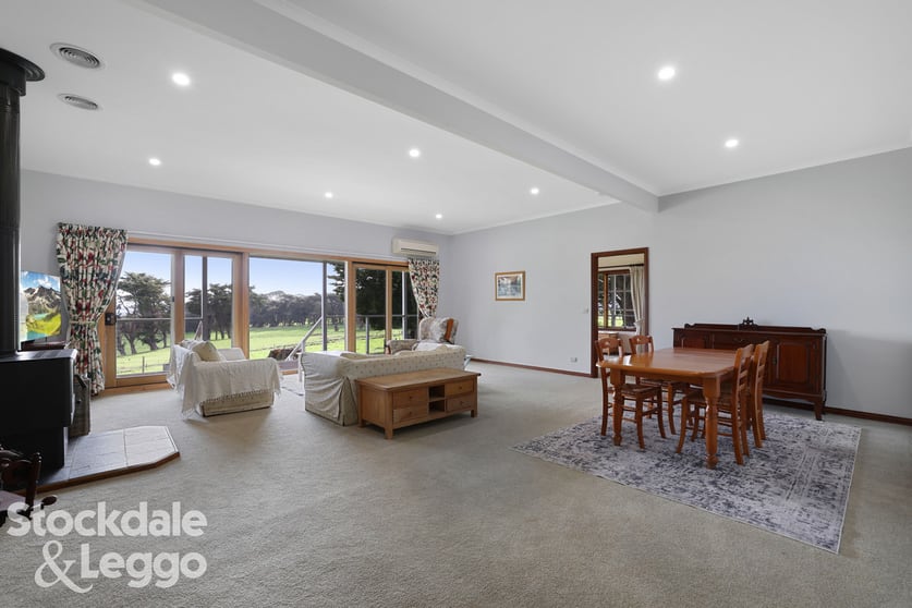 Click to view all images 290 Mount Vernon Road Berrys Creek VIC 3953 - Image 3